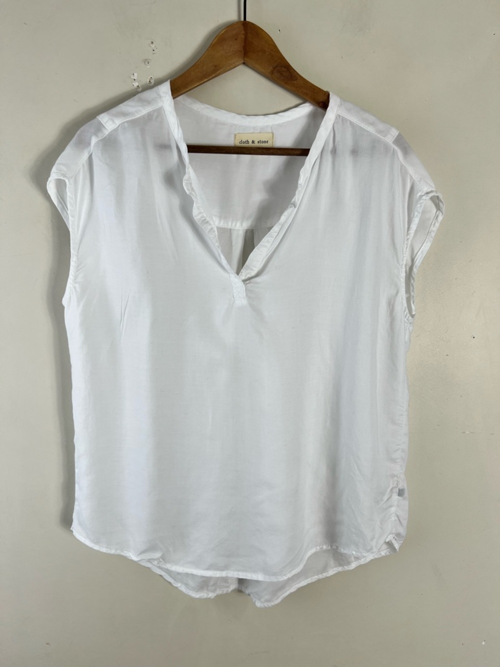 Anthropologie Cloth and Stone White Sleeveless Top Size Small 100% TENCEL